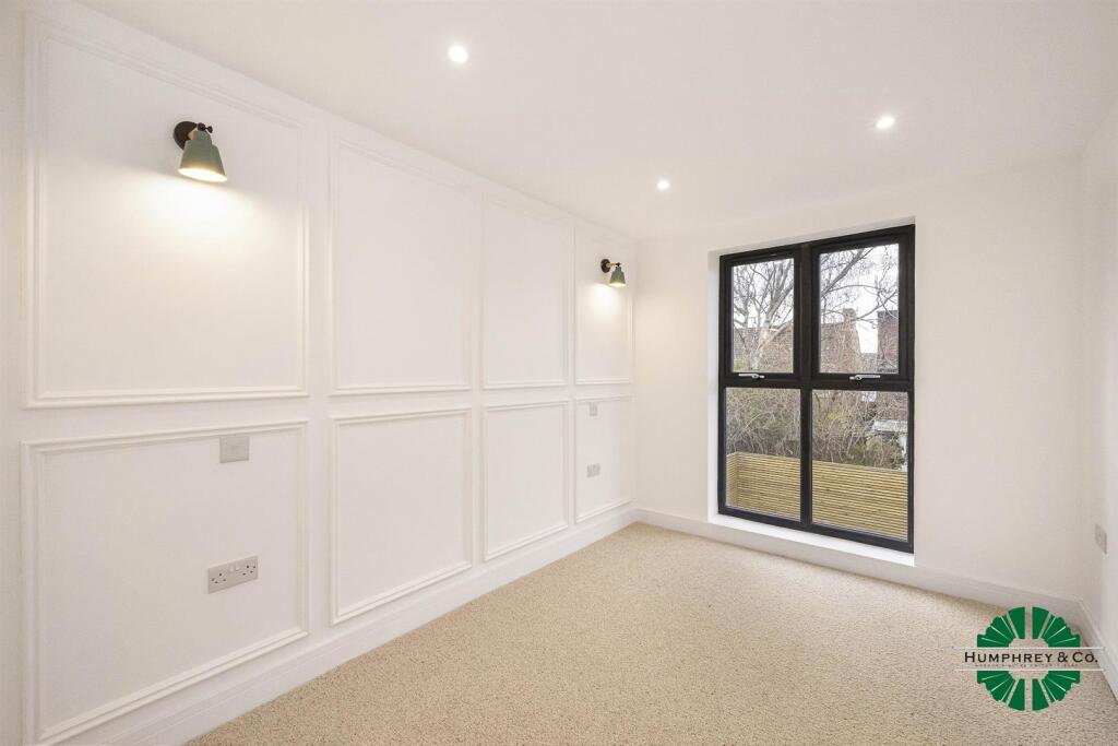 20 Aubrey Road -008-1800.jpg