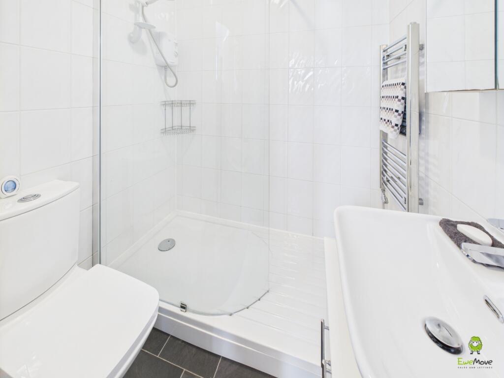 CAM02615G0-PR0074-STILL001