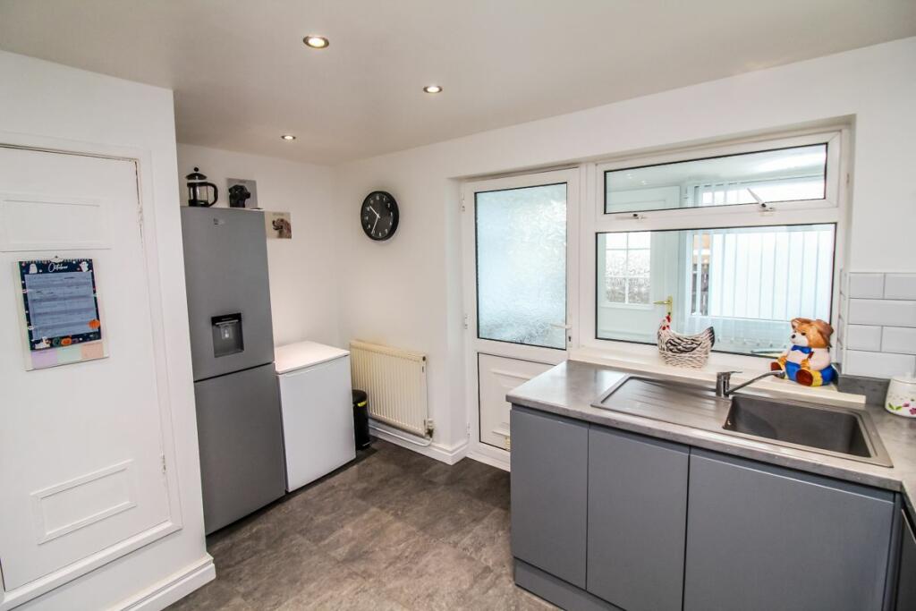 Kitchen pic 3