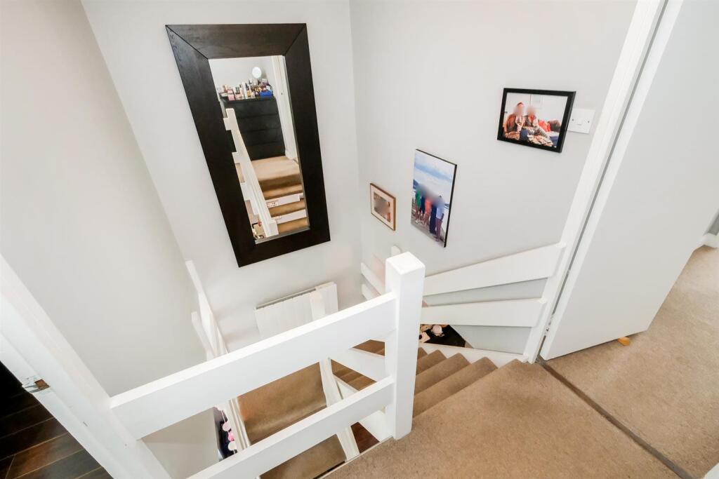 16 Carlton Terrace-4_web.jpg