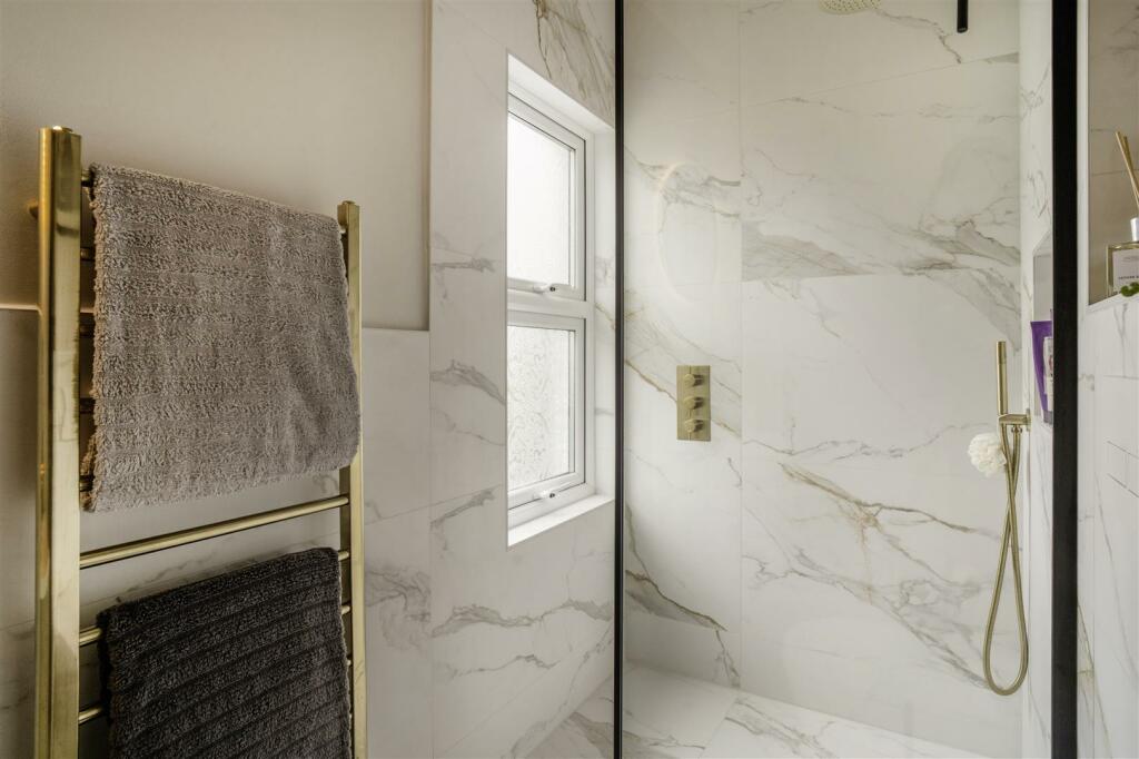 68259_43 Fairview Street Cheltenham (14).jpg