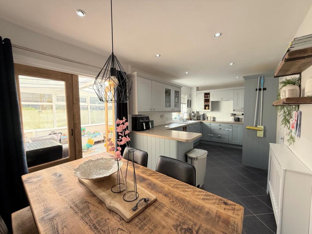 PHOTO-2025-03-03-20-36-28