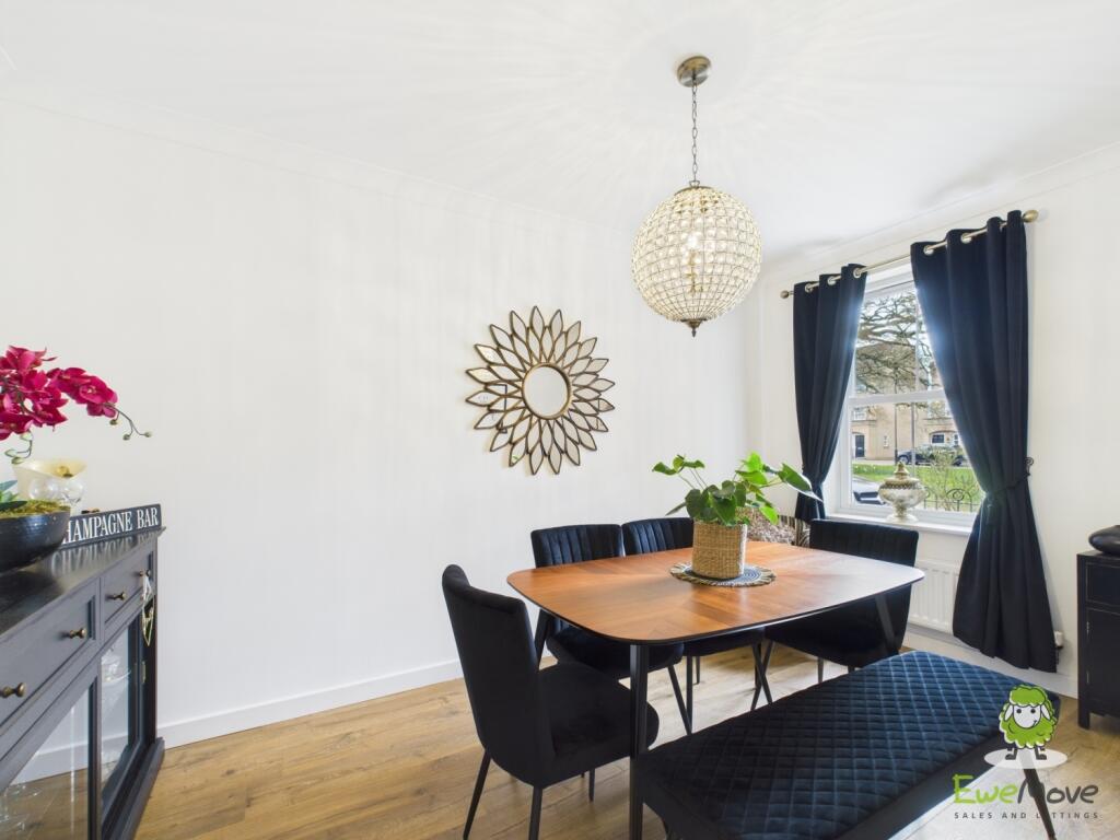 CAM03778G0-PR0191-STILL005