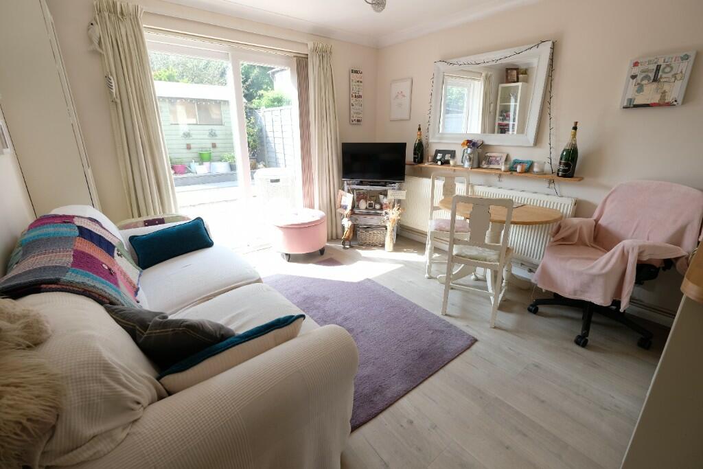 SITTING AREA