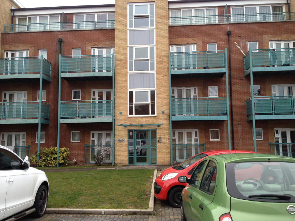 Spacious 2-Bedroom Furnished Flat to let in Rivin
