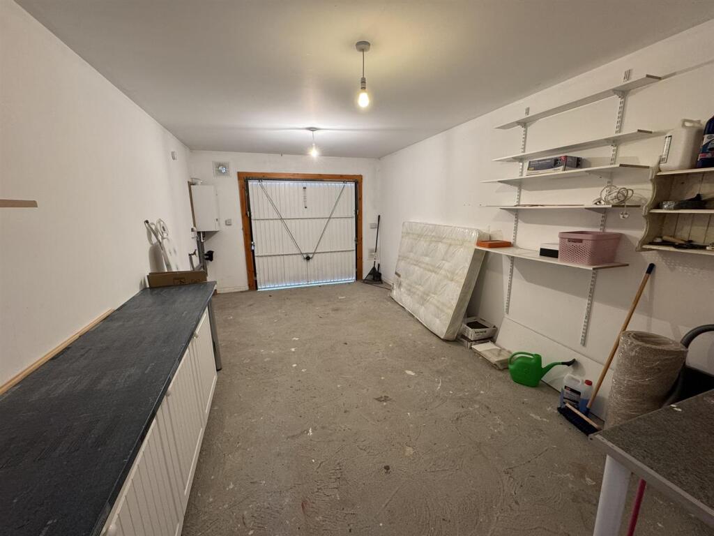 Integral Garage