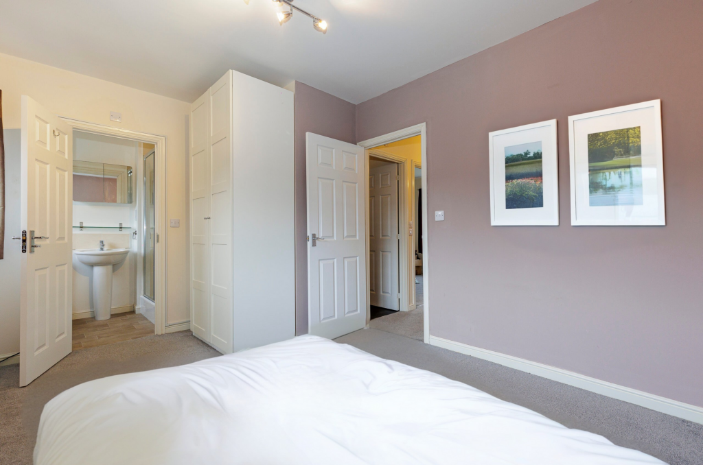 Untitled (5200 x 3900 px) (7)