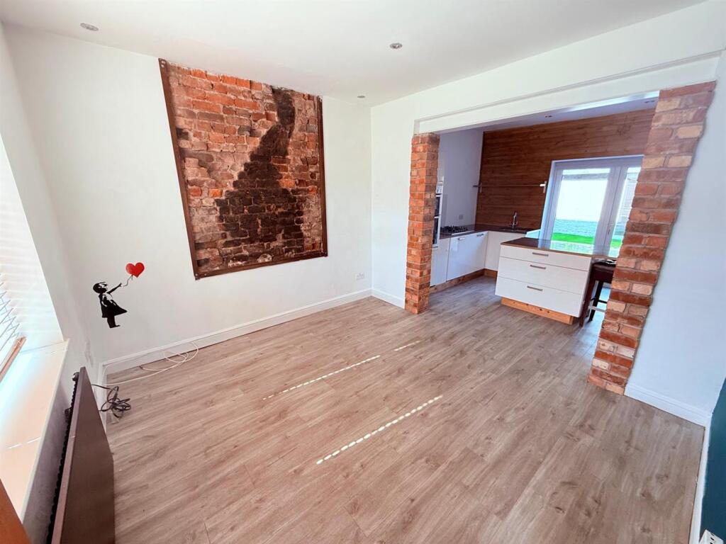 PHOTO-2025-03-25-10-44-03 (8).jpg