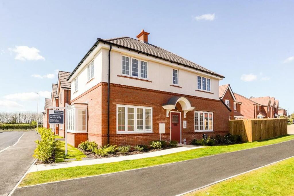 Exterior Fletcher Four Bedroom in Brooksby
