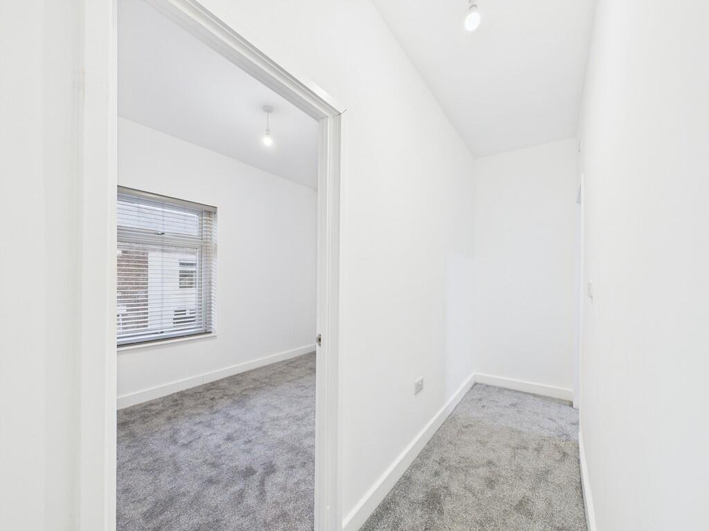 CAM01835G0-PR0163...