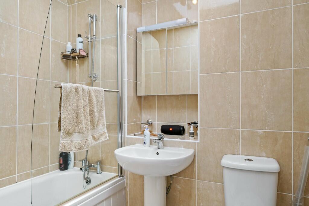 Bathroom 2