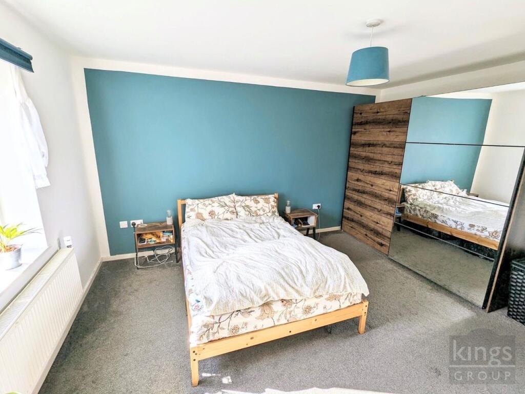 Bedroom 1.jpg