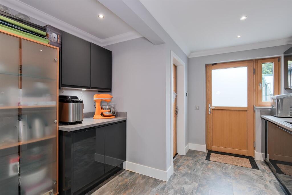 034-15 Cartland Rd, Lanark ML11 7RF.jpg