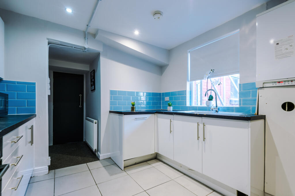 27 Norwood Terrace, Kitchen 1