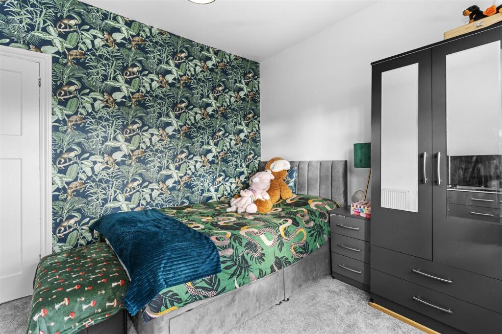 bedroom three #2.jpg