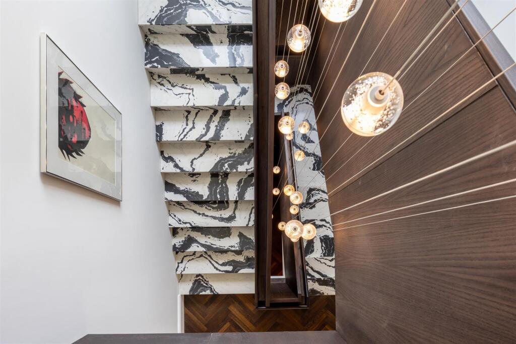 Dyke Road, 77b-071.jpg