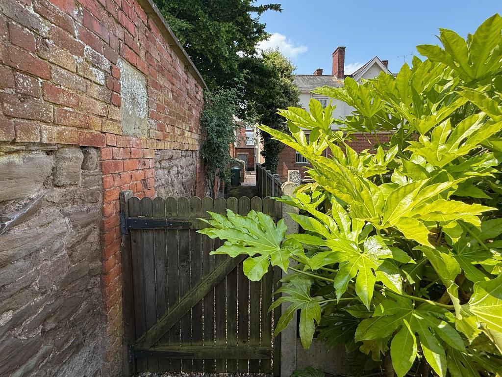 Gate from rear garden to High Street