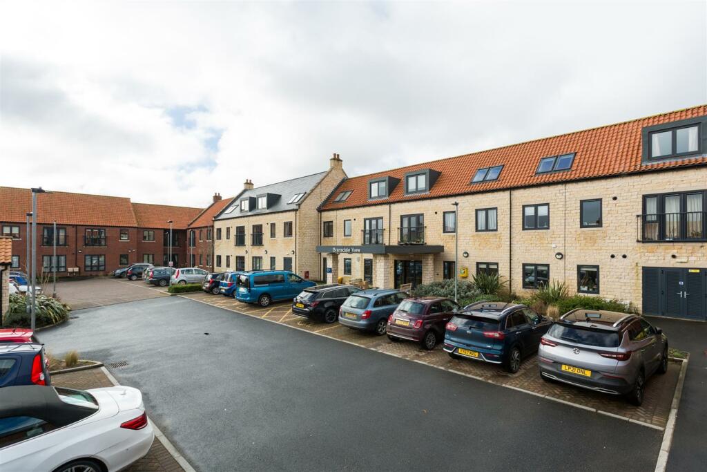 29 Bransdale View-01.jpg