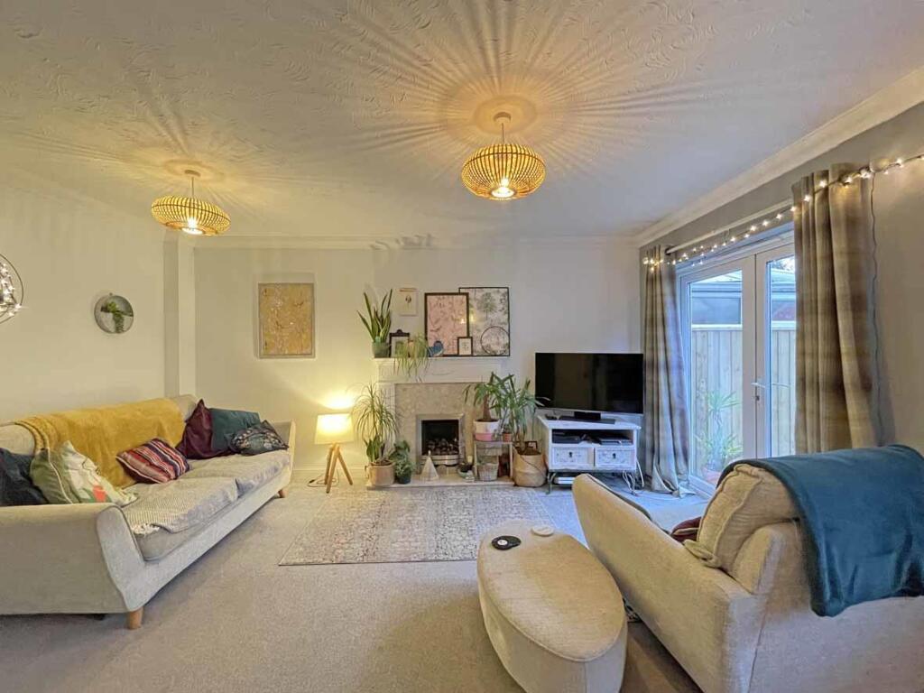 Temeraire Road 57 Living Room.jpg