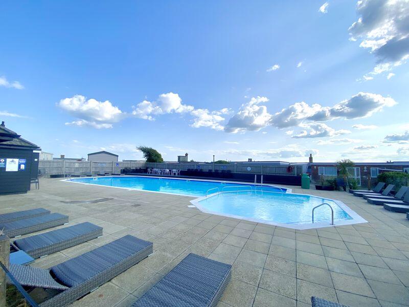 Solent Breezes Swimming Pool