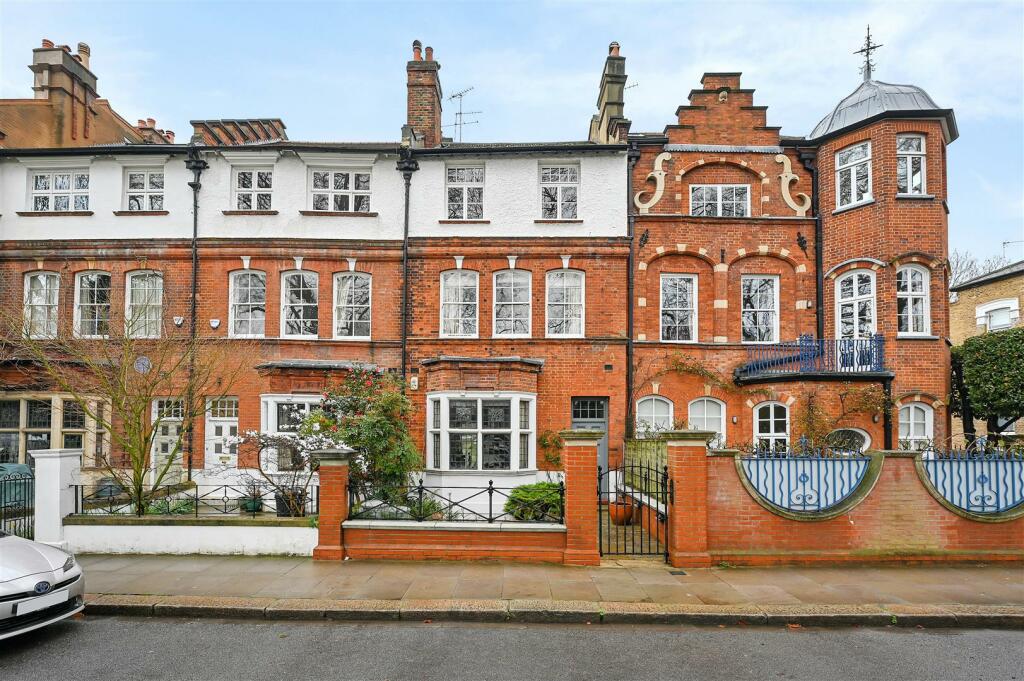 Brook Green - Exterior.JPG