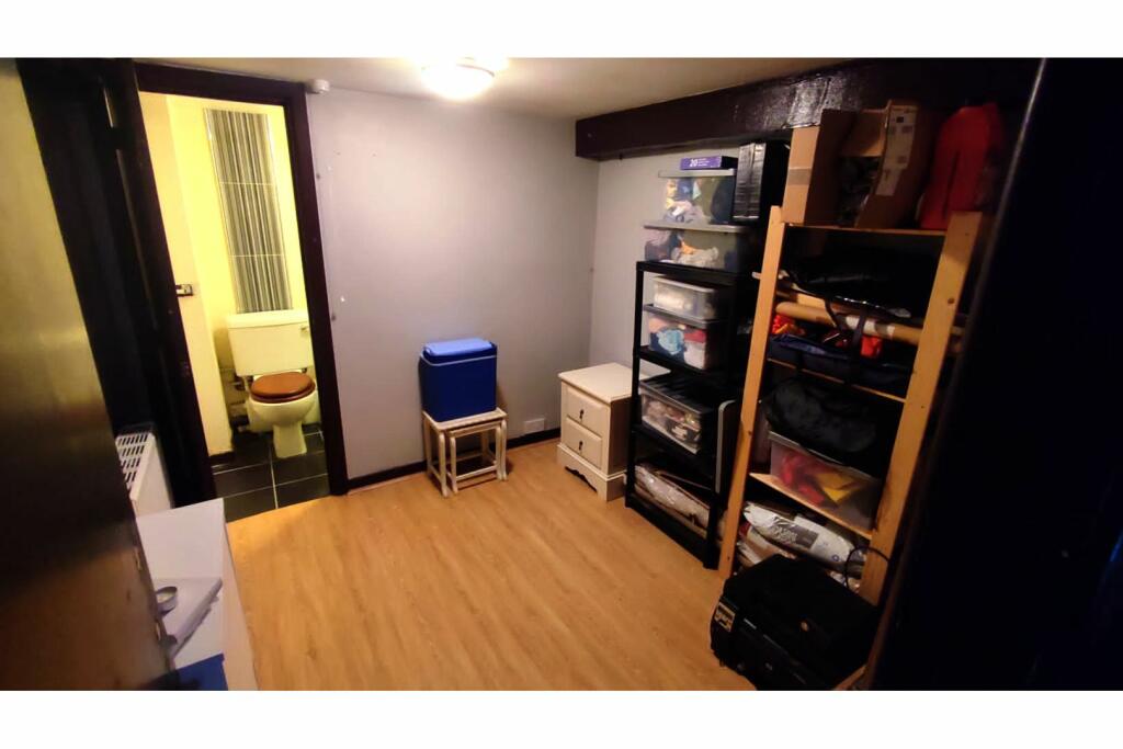 Bedroom Three/Study