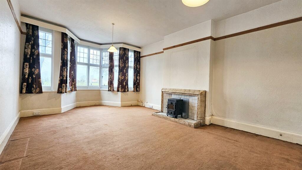 Sitting Room.jpg