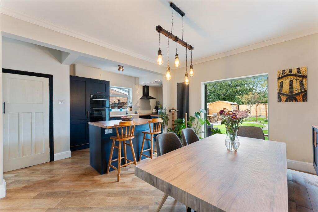 Kitchen Diner