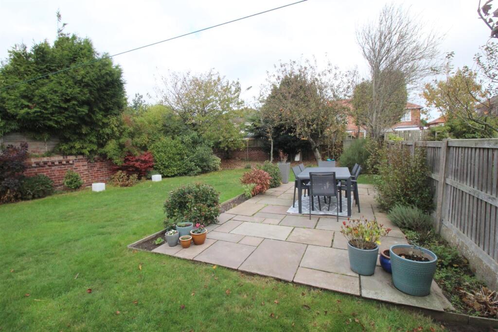 Haymarket, Rear 1.JPG