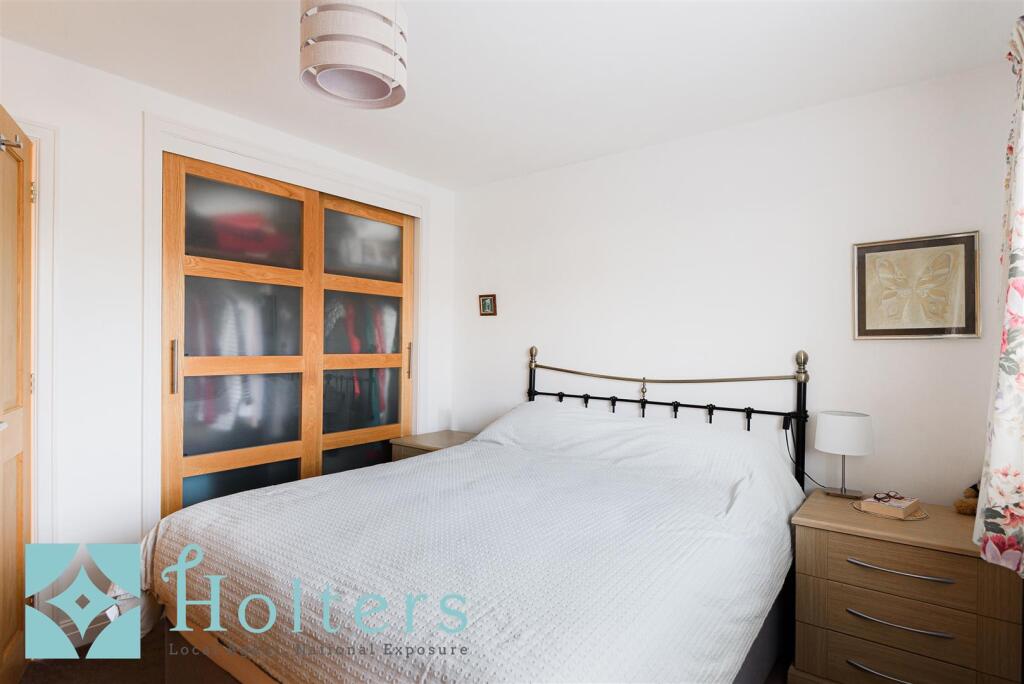 1 Chapel Field, LlandinamHOLT - 1 Chapel Field, Ll