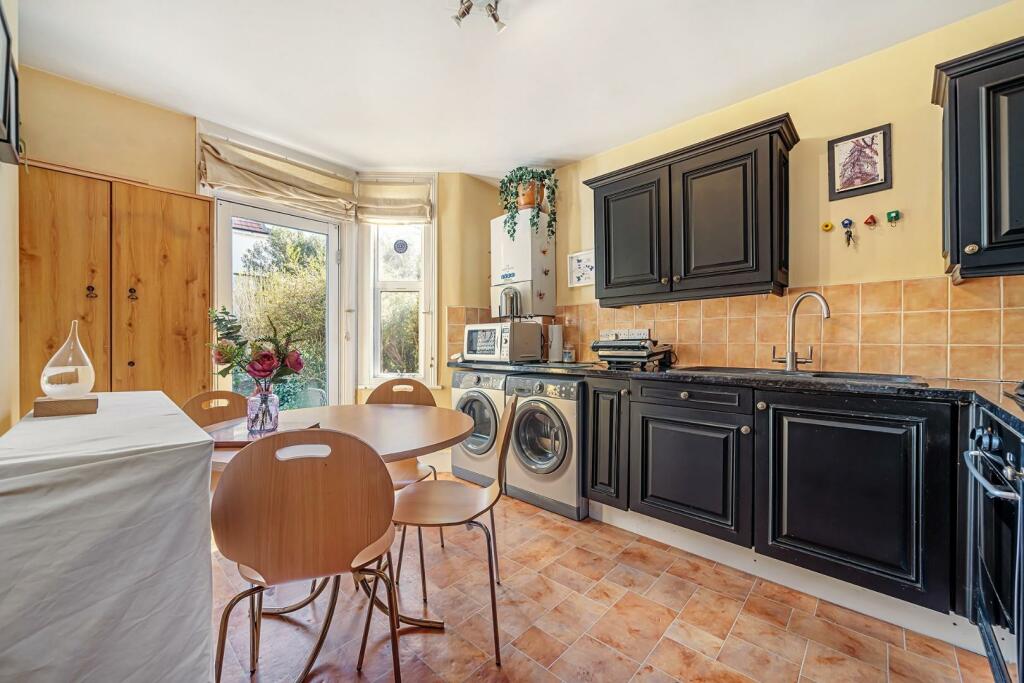 Kitchen.jpg