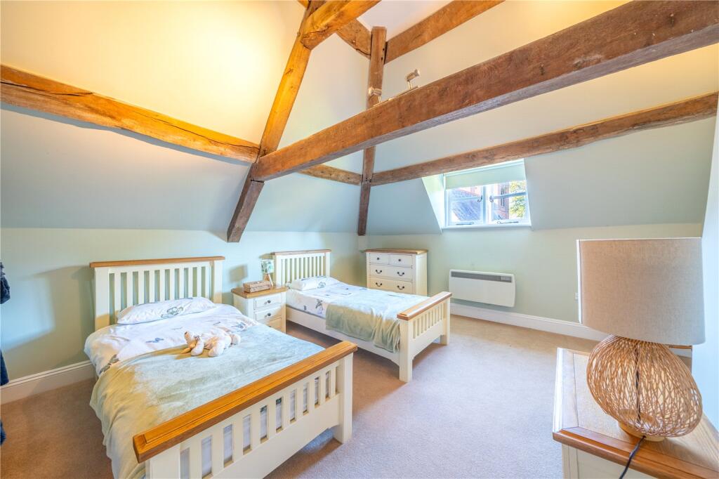 Bedroom Nine
