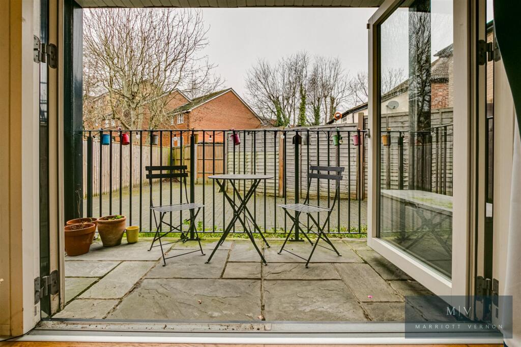 Stag Court 2 MV-8.jpg