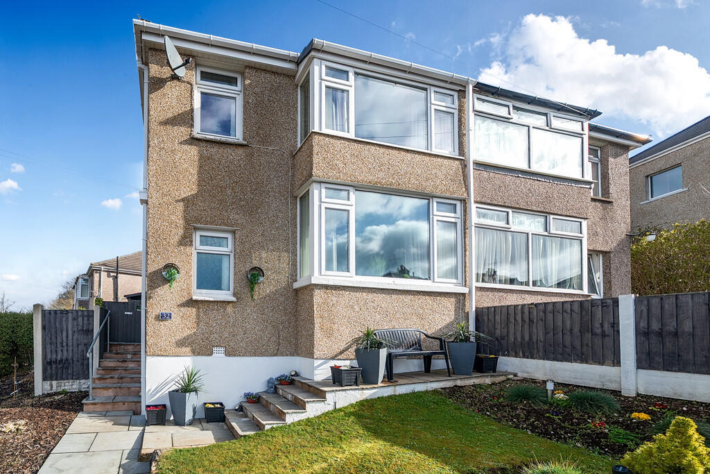 32 Ingleborough R...