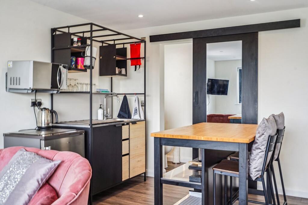 Studio - Kitchen