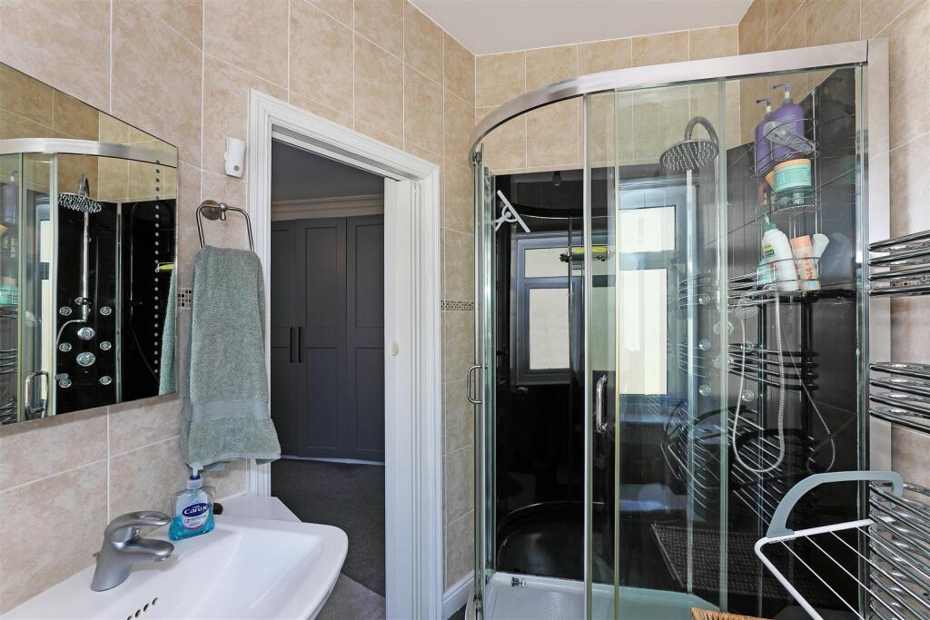 19 Savile Park.27.Photoneg.co.uk.jpg