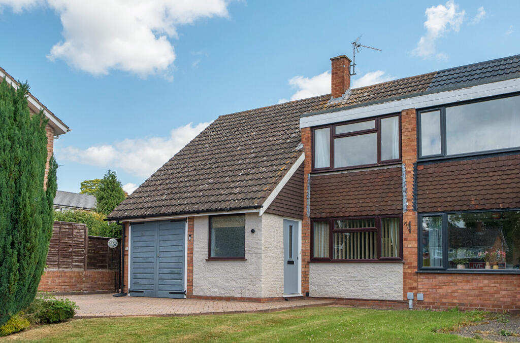 1300873-1-683d90b554aaf