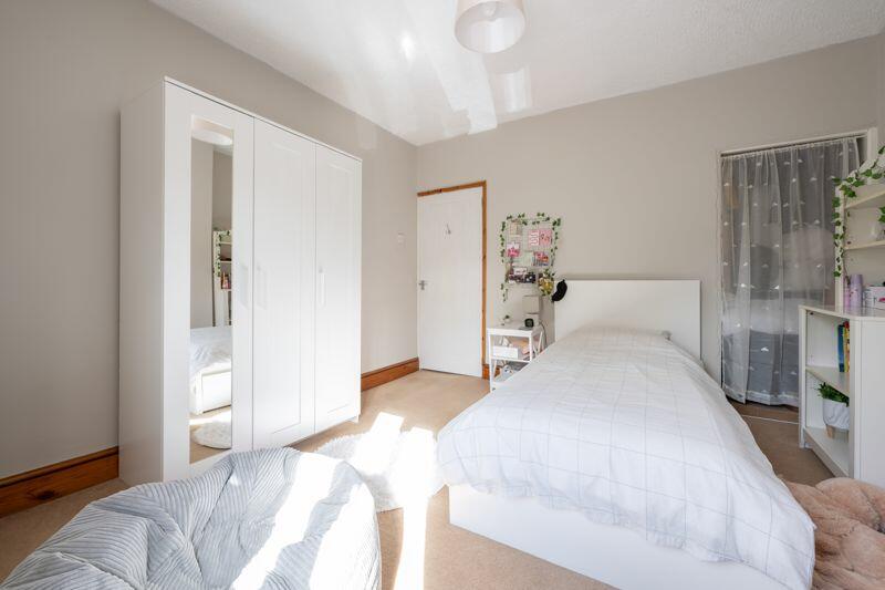 BEDROOM NO. 1 (2)