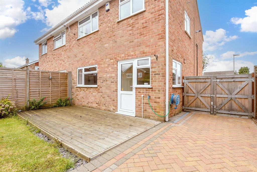 Patio / Decking