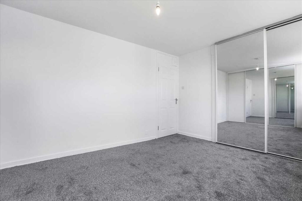 Bedroom One (2)