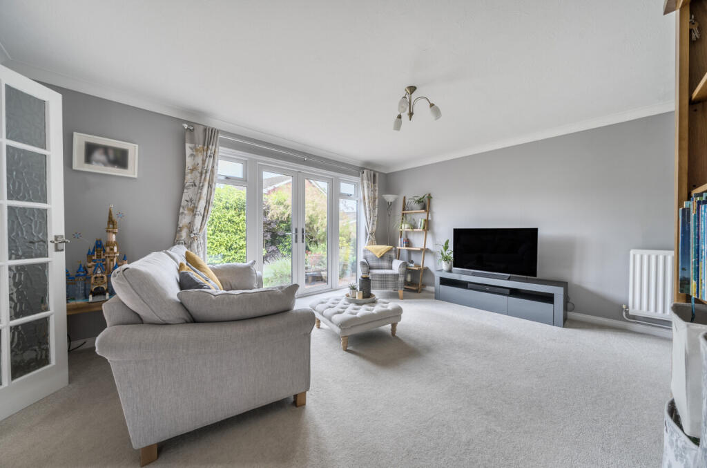 1304589-1-6842bd4...