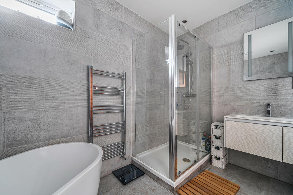 1365305-14-68fb47867f0fa