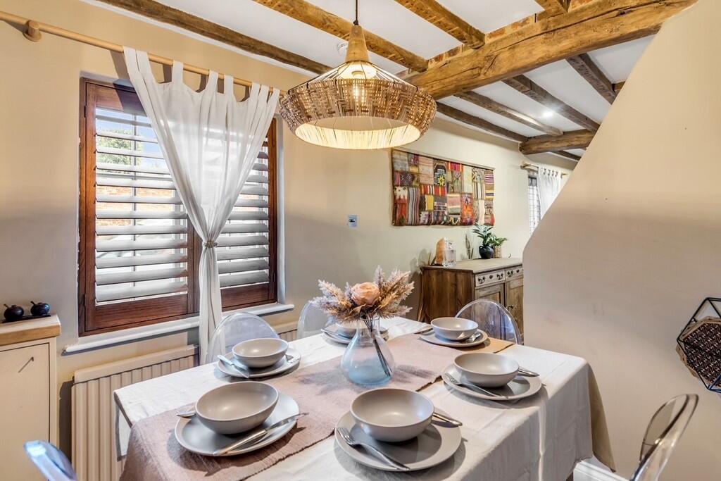 Dining Area 2
