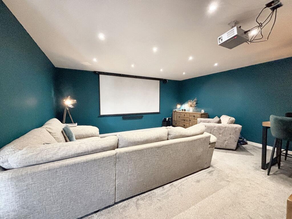 Cinema Room/Converted Garage