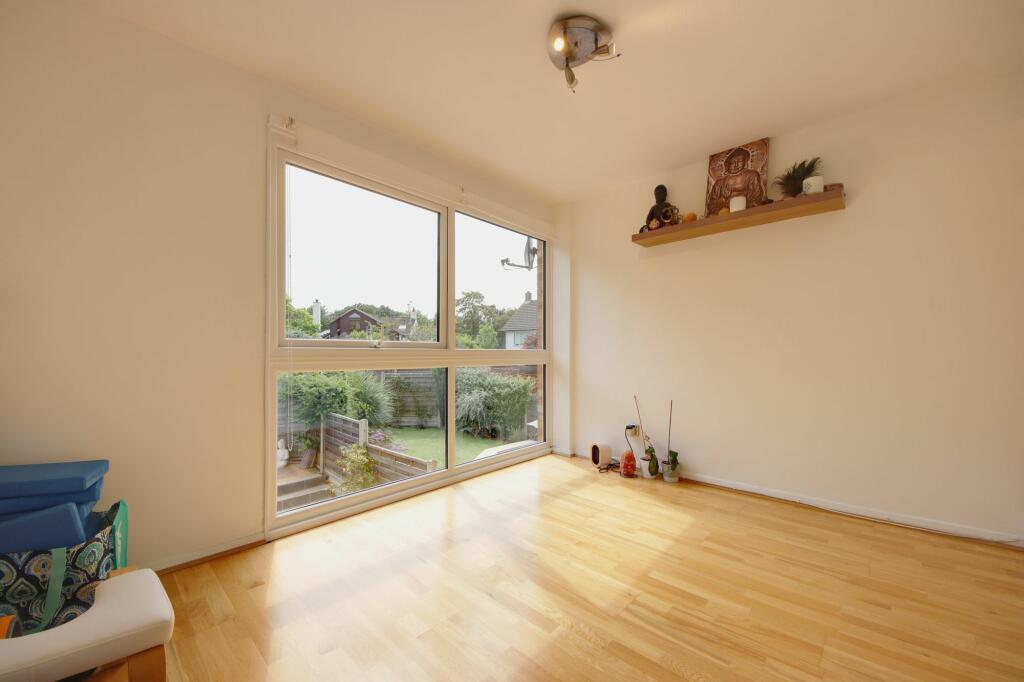 Second bedroom