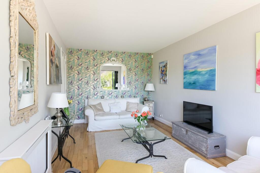 ST CLAIR DRIVE-147.jpg