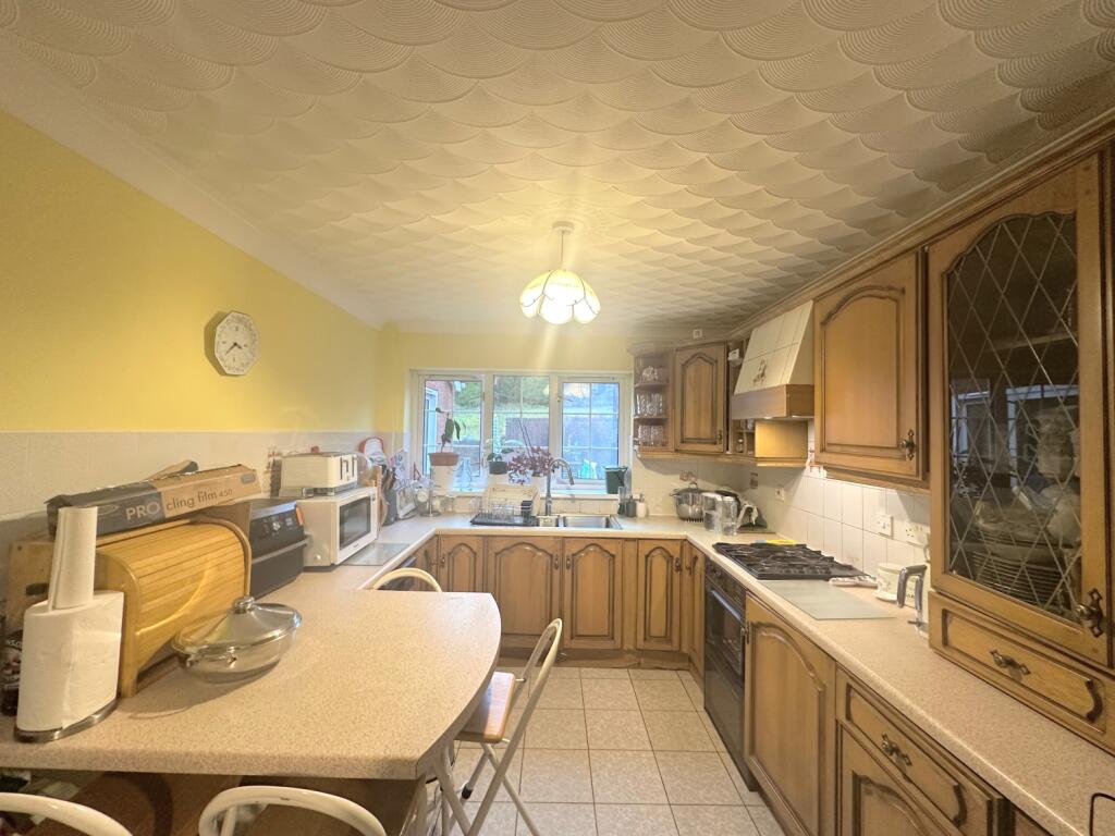 6F788E0F-4D18-403F-9597-6AC7A4EE6626