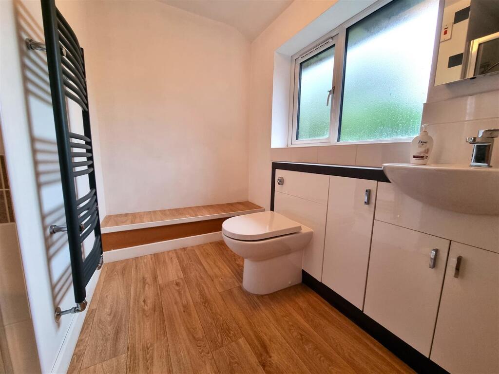 Ensuite Shower Room