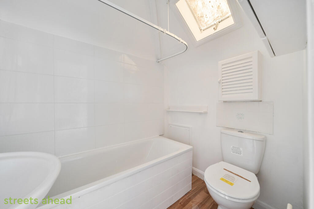 fec47838-175d-436...