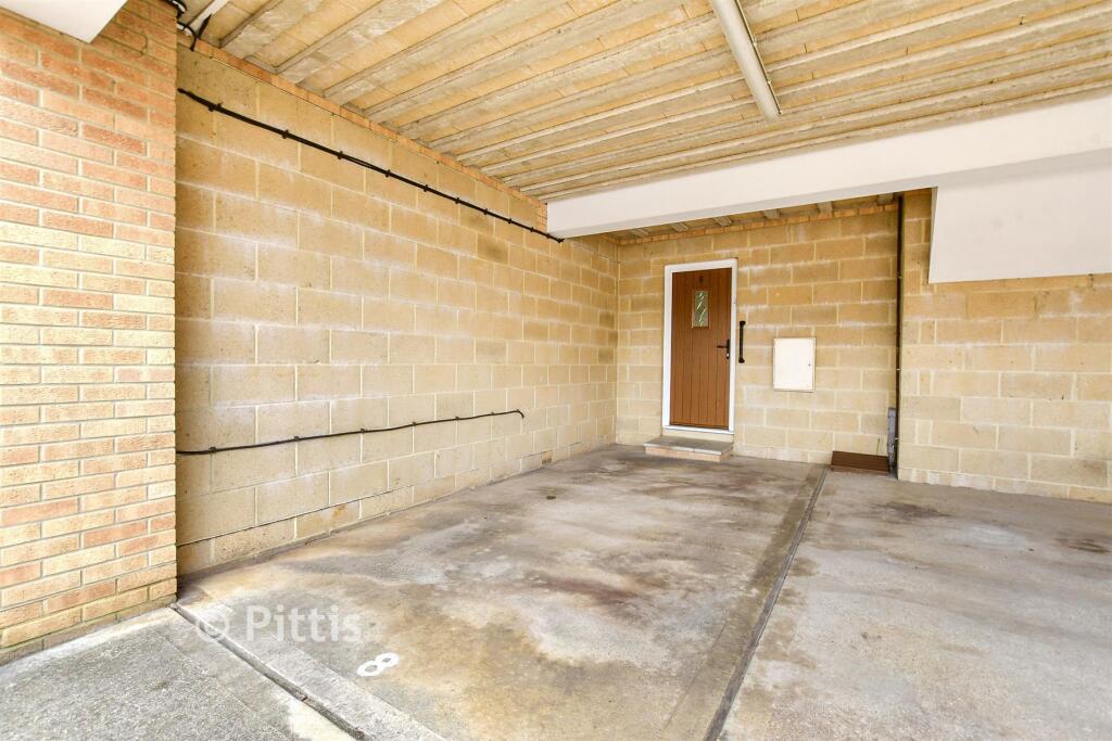 Driveway/Parking